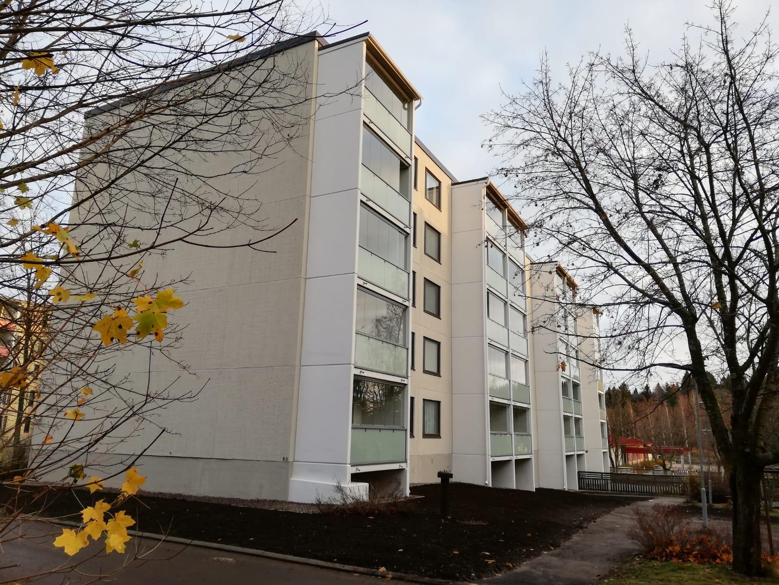 Parvekkeet valmistuivat.jpg