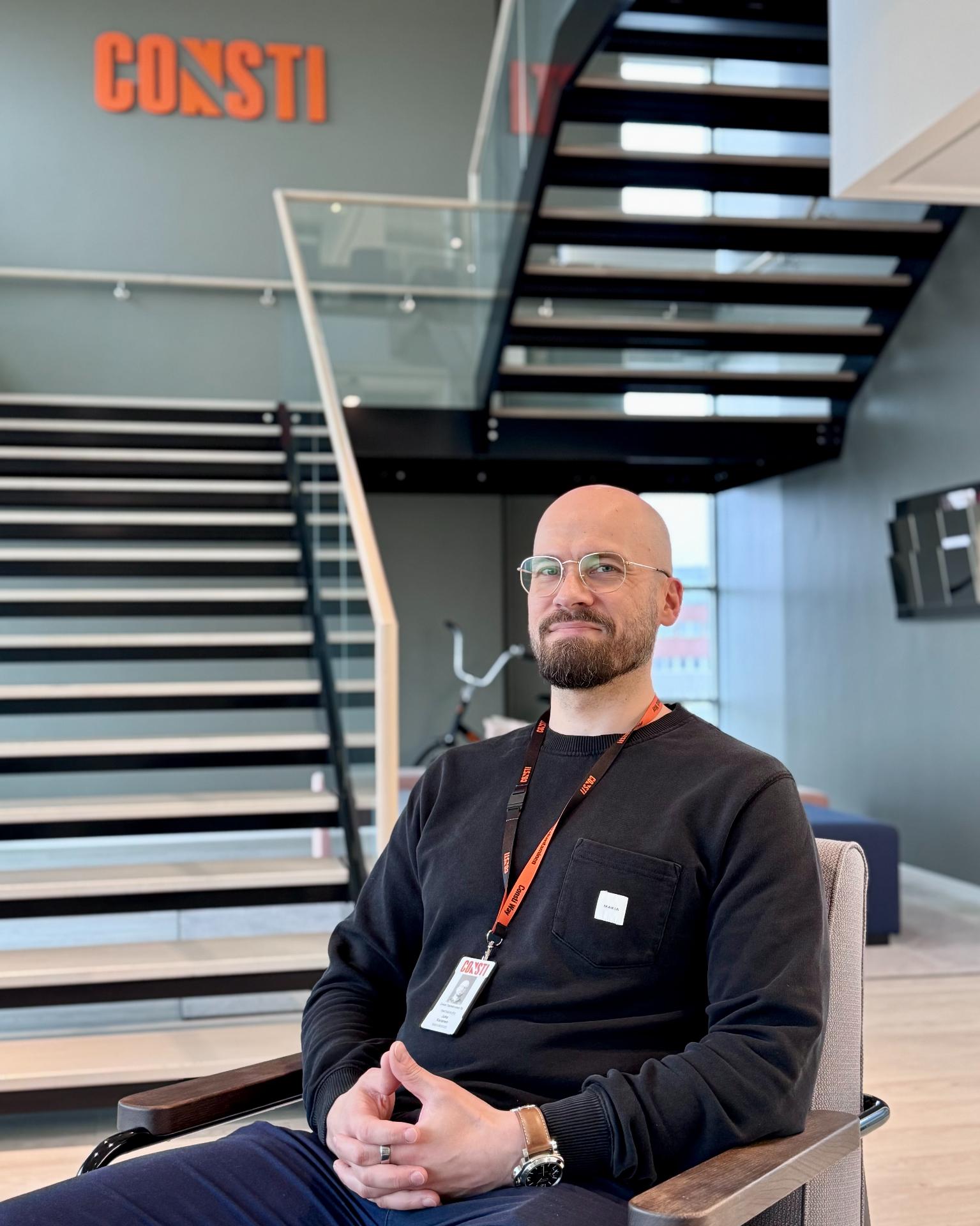 Juha Kananen, Consti.jpeg