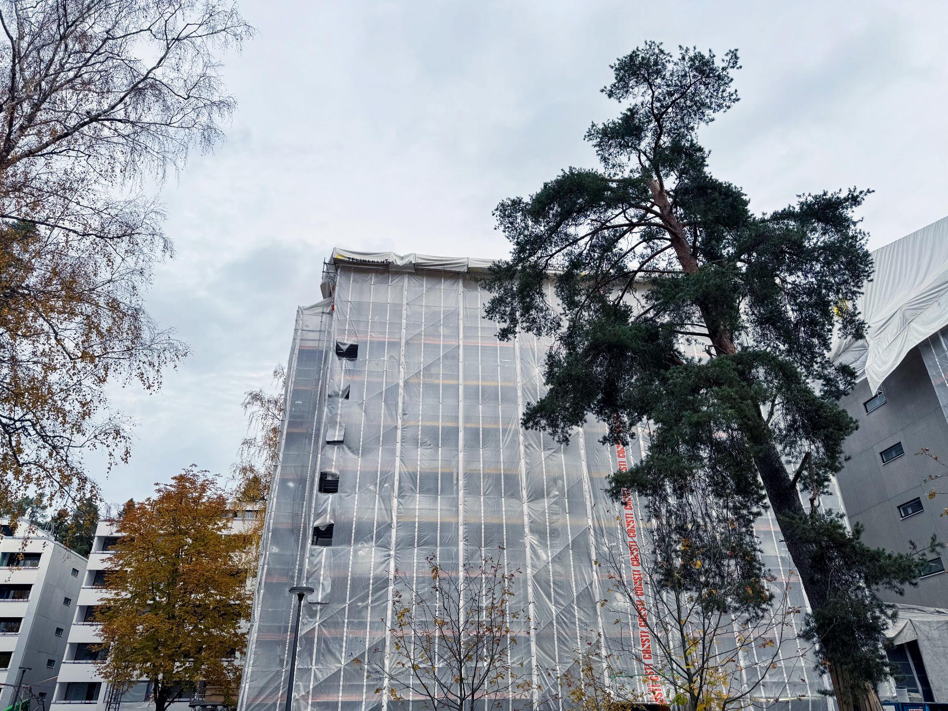 Westendin tornien urakka toteutetaan vaiheittain.JPEG