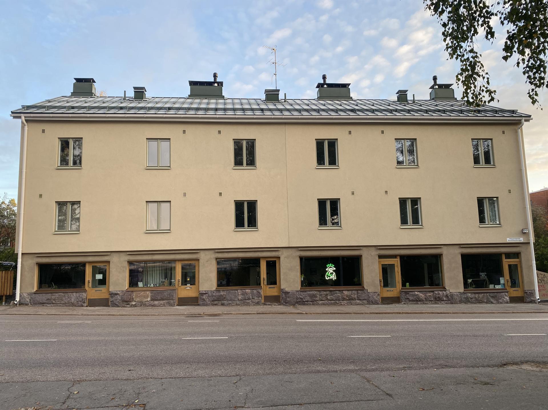 Asunto Oy Pitäjänmäentie 17, vuoden Julkisivuremontti 3. sija.jpg