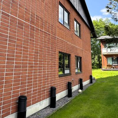 Seminaari, valesokkelit kuntoon 3.10..jpg