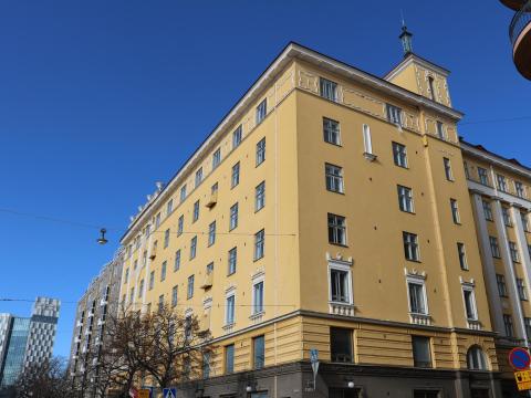 Otavan arvokiinteistön saneeraa Consti.JPG