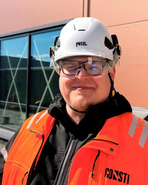 Jukka Törrönen, Consti.jpg