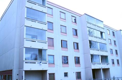 Heka Kannelmäki julkisivuremontti.jpg