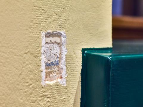 Maalikerrokset Helsingin Päärautatieasema.jpg